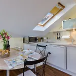 Apartment Maslina *