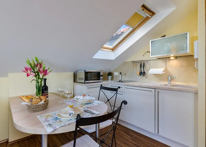 Apartament Maslina *