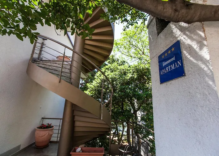 Apartament Maslina *